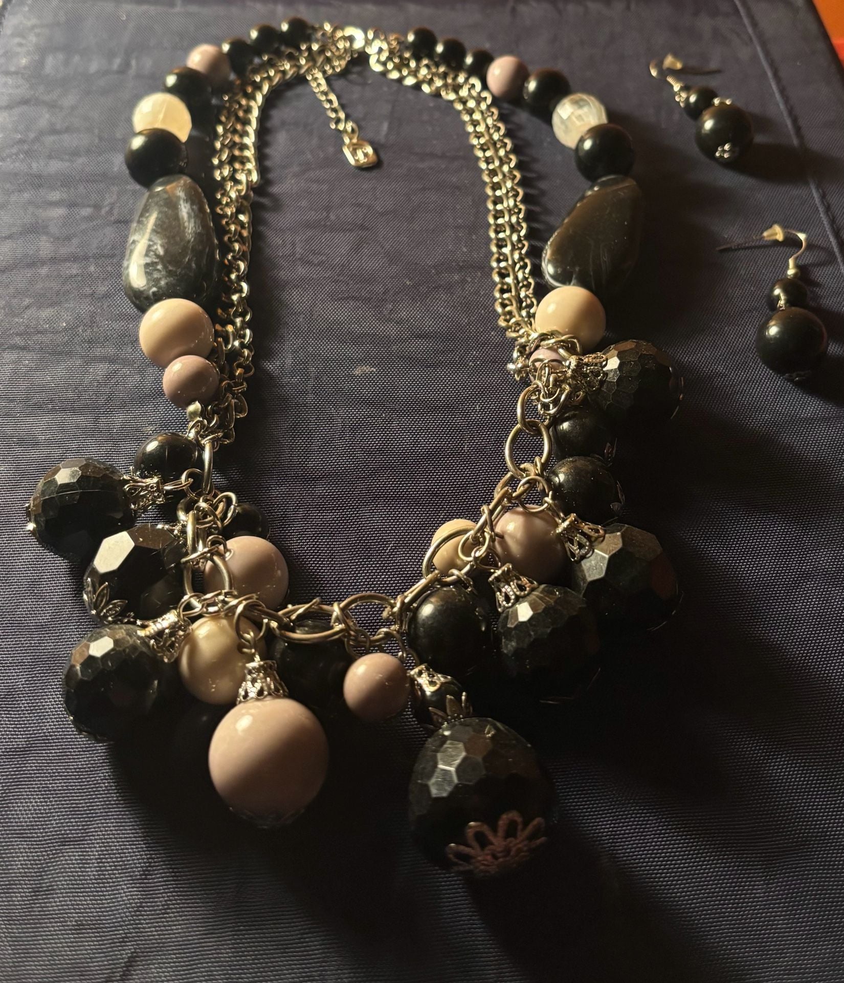 80's Downtown Vampire Black, Angel White, See Through Crystals, & Tarnished Silver Colored Beads Free Form Collar Necklace! - , 2
