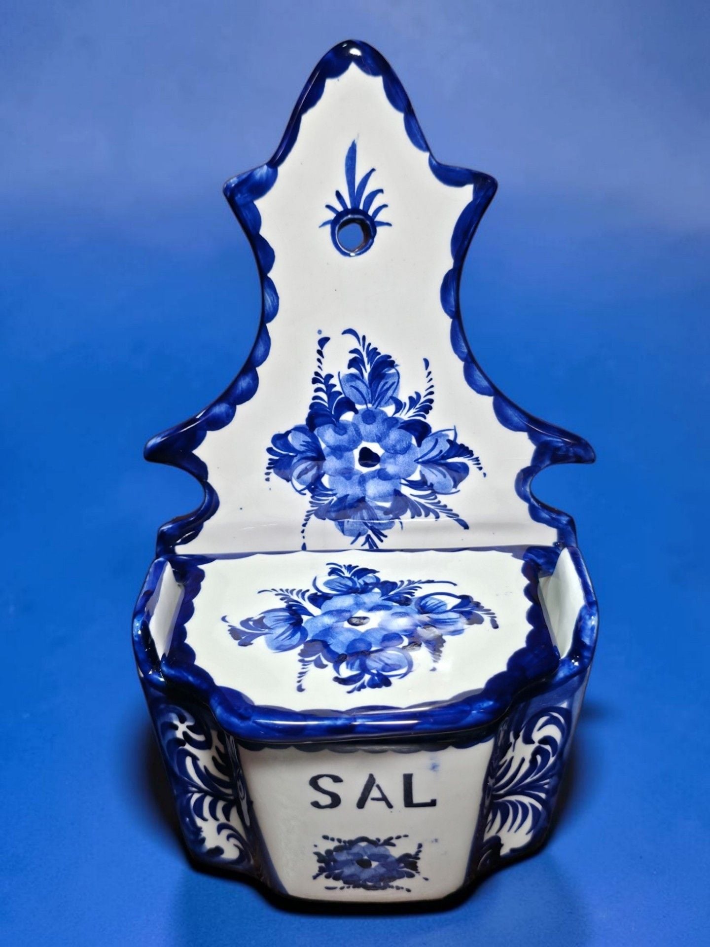 Vestal Portugal Hand Painted Ceramic Salt Cellar Wall Pocket Sal 1