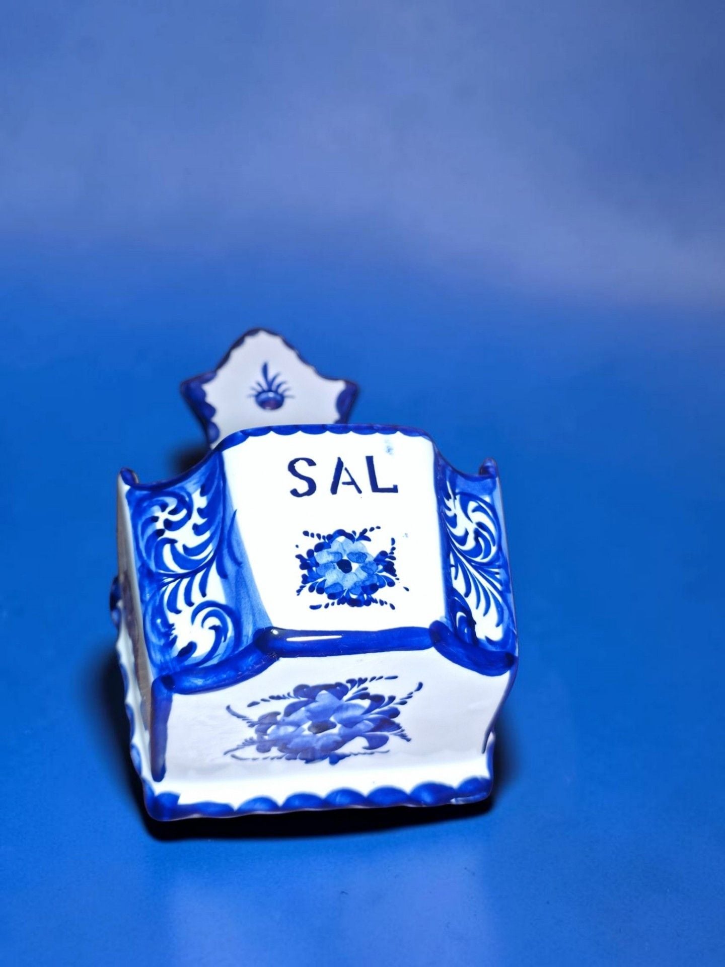 Vestal Portugal Hand Painted Ceramic Salt Cellar Wall Pocket Sal 4
