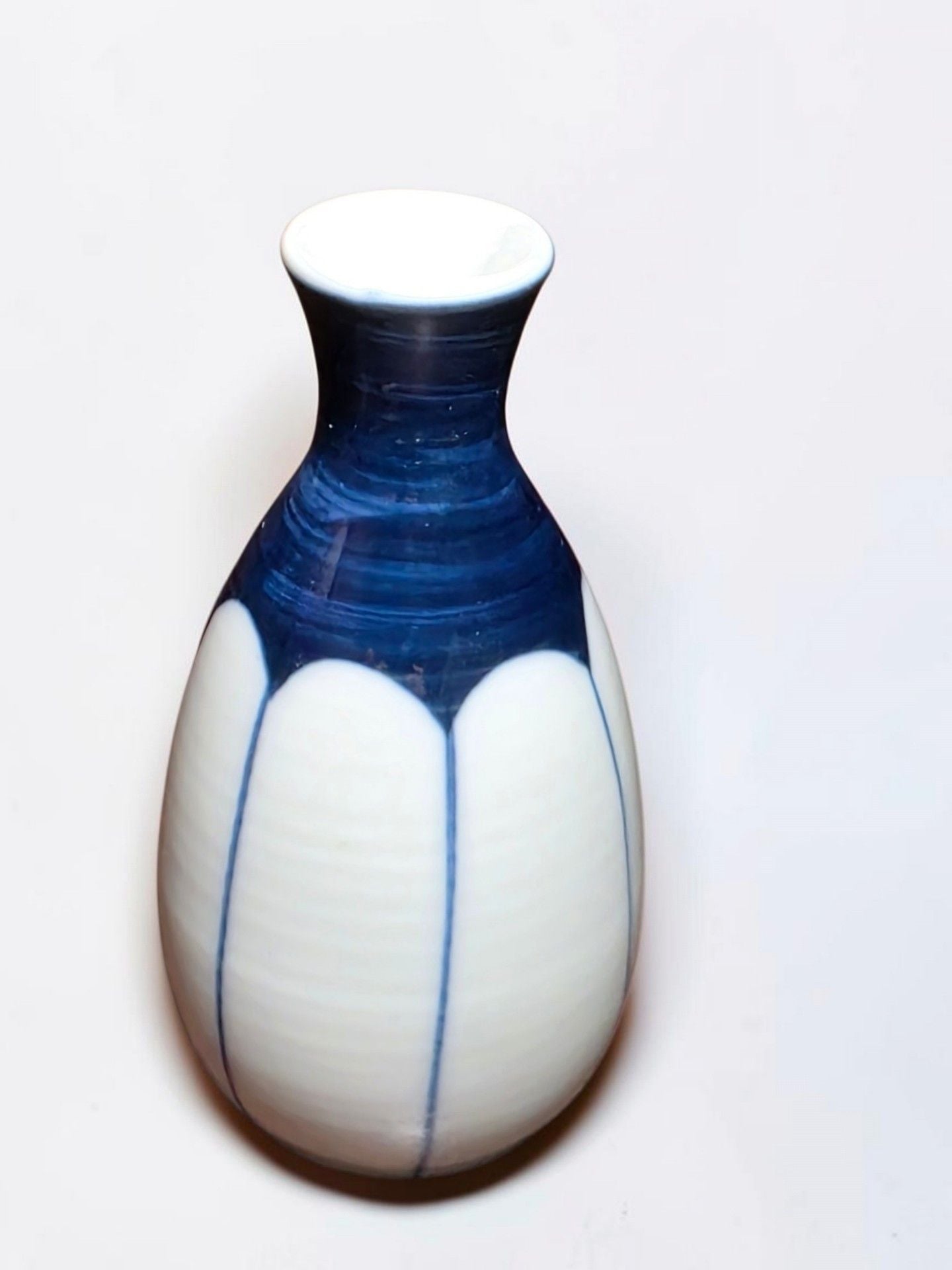 Blue and White Porcelain Tokkuri Sake Bottle Vase 1