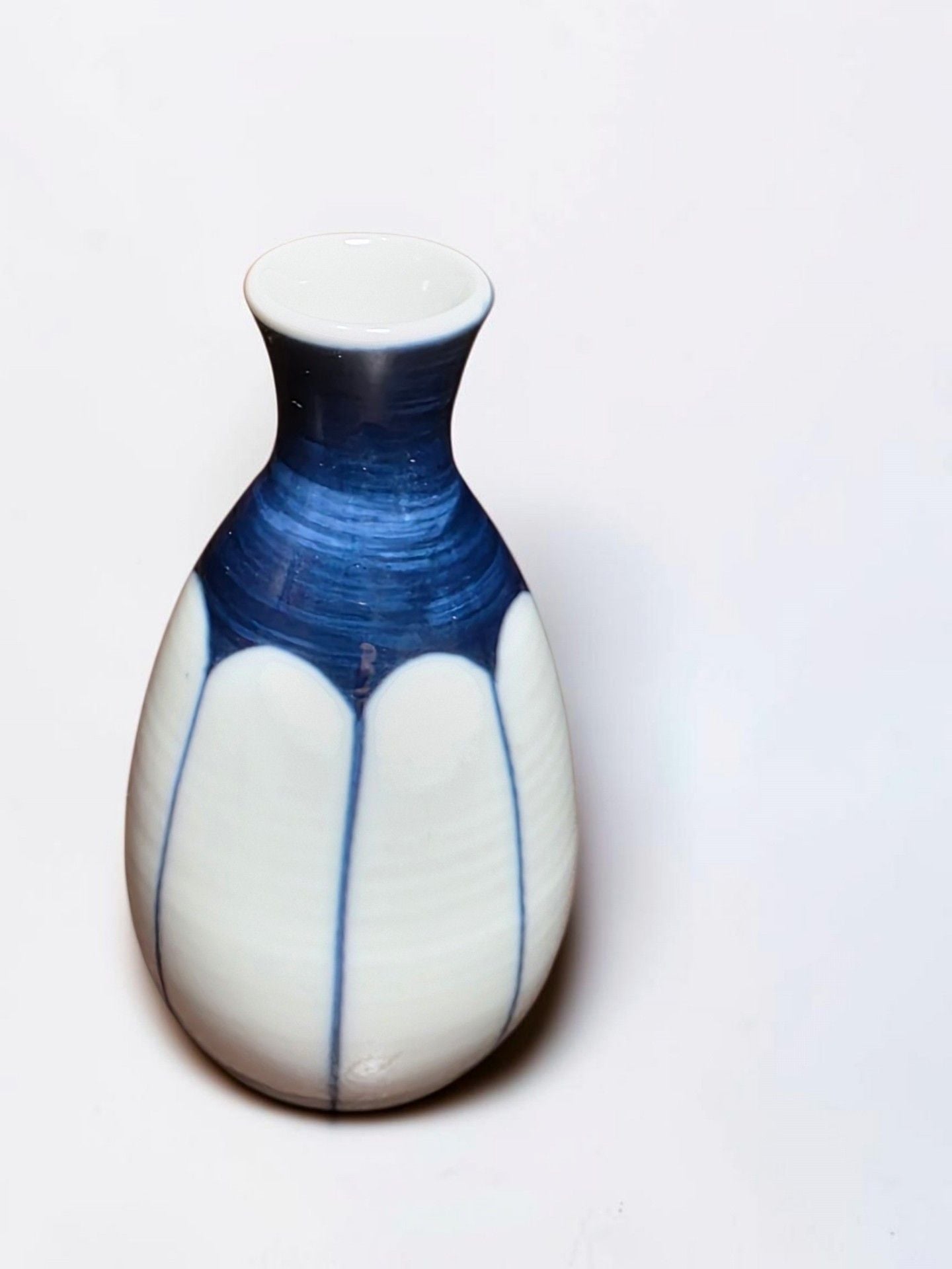 Blue and White Porcelain Tokkuri Sake Bottle Vase 2