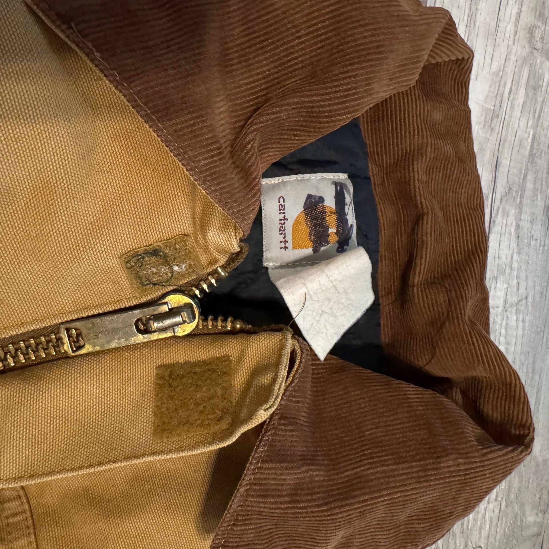 Vintage Carhartt Brown Canvas Work Jacket with Corduroy Collar 7