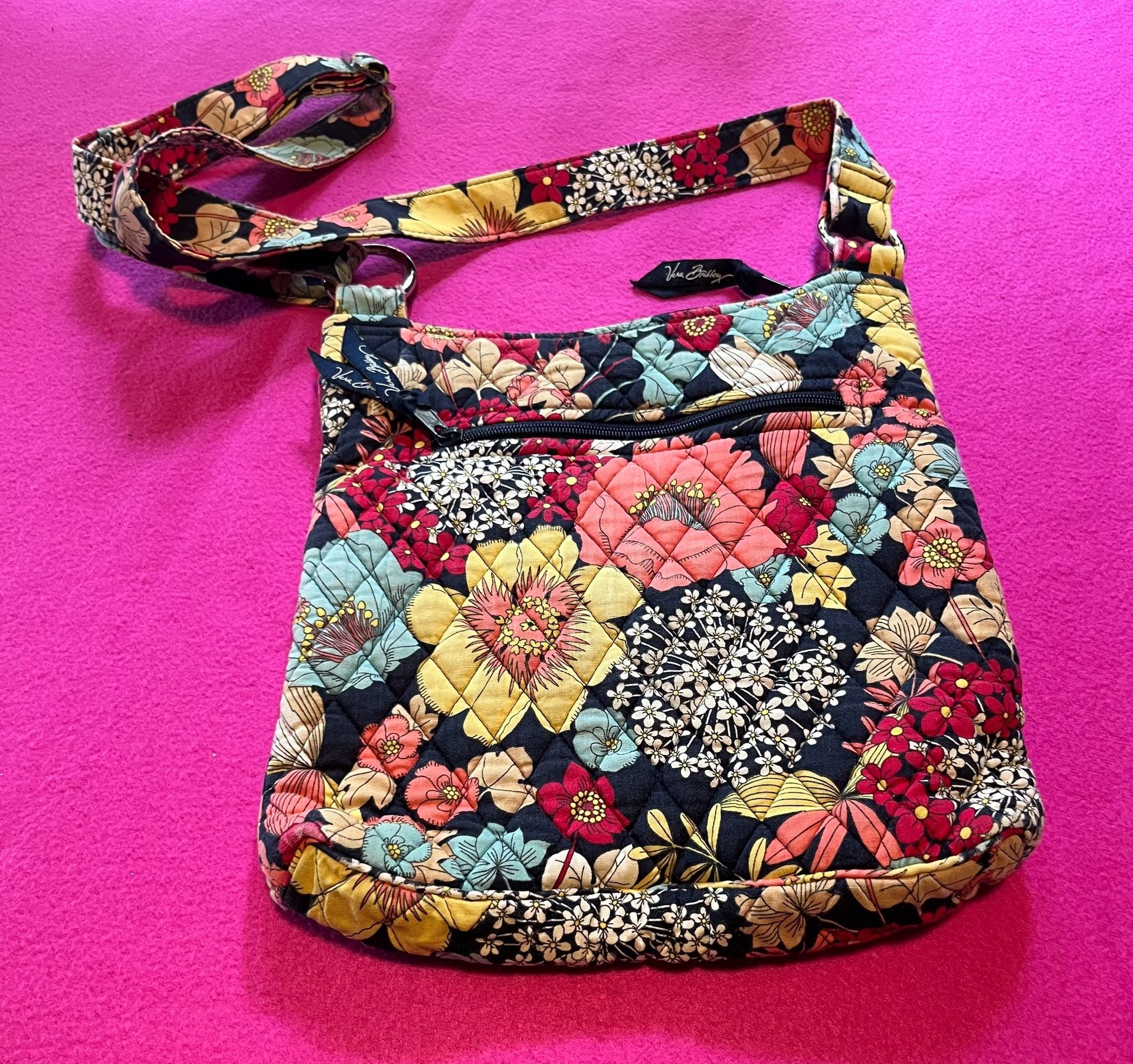 Vera Bradley Happy Snails Quilted Crossbody Hipster Bag 3