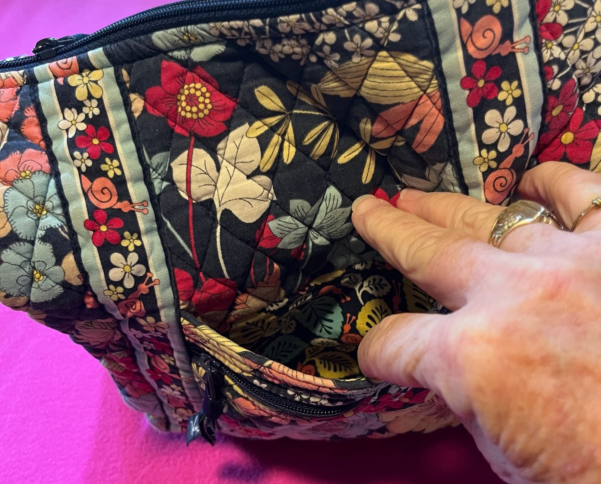 Vera Bradley Happy Snails Quilted Crossbody Hipster Bag 6