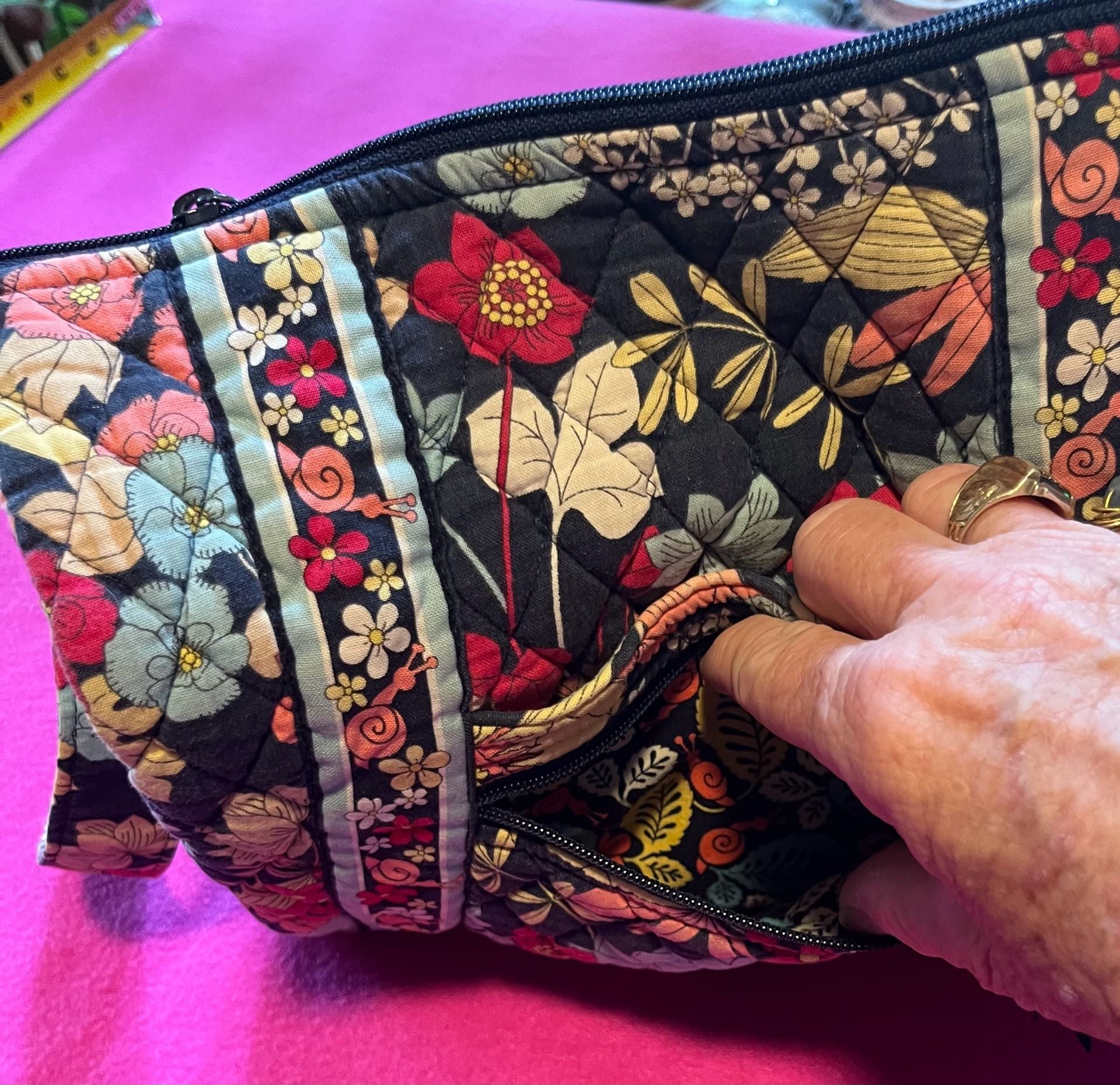 Vera Bradley Happy Snails Quilted Crossbody Hipster Bag 8