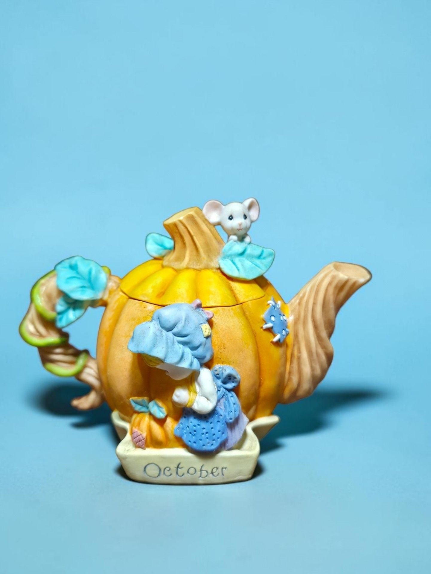 Precious Moments Vintage 1999 Mini Teapot Monthly October Enesco Avon Exclusive 1