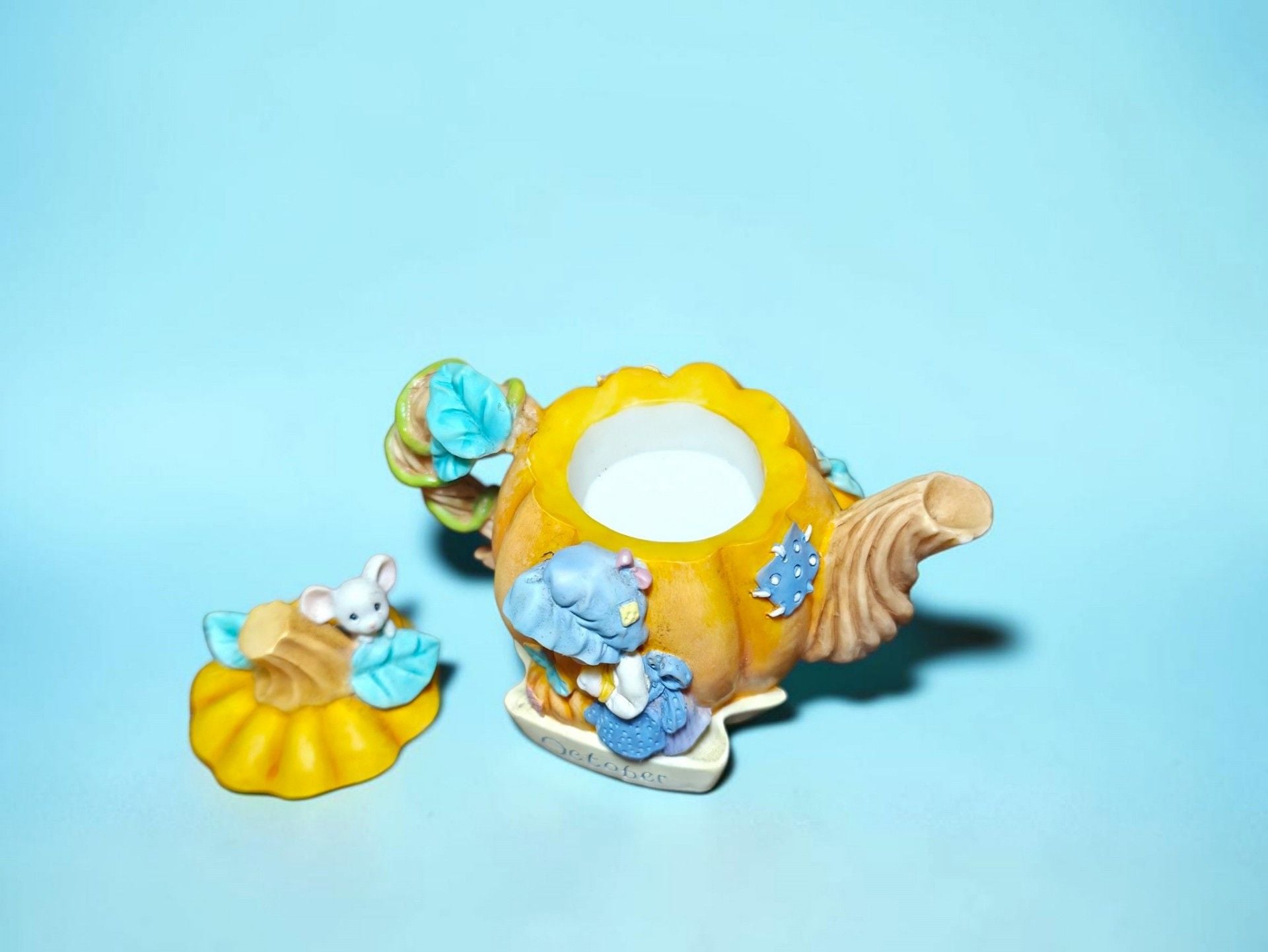 Precious Moments Vintage 1999 Mini Teapot Monthly October Enesco Avon Exclusive 7