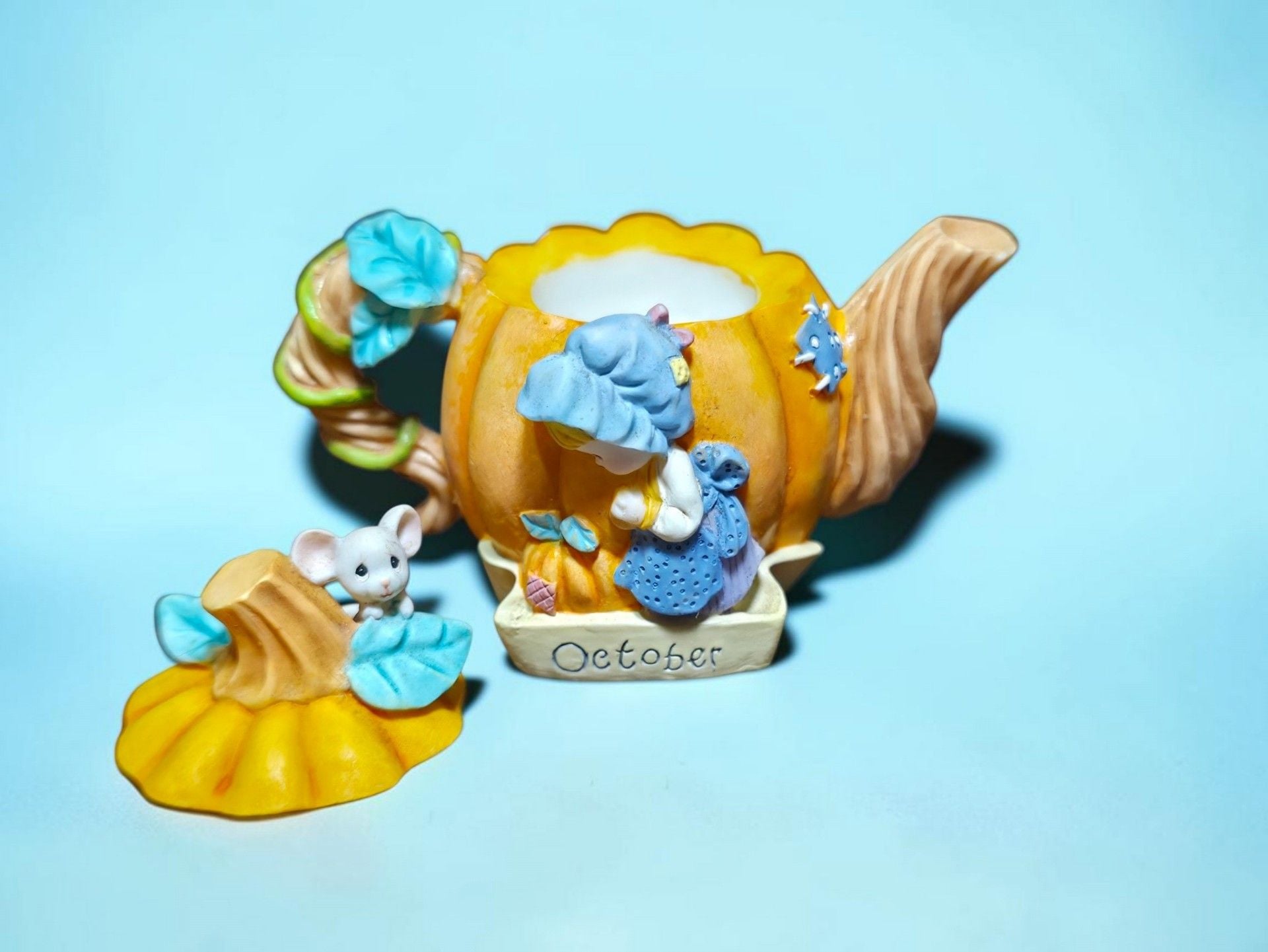 Precious Moments Vintage 1999 Mini Teapot Monthly October Enesco Avon Exclusive 8