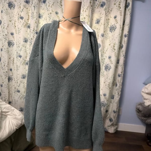 Olive + Oak V-Neck Sweater Size 2X Balsam Pine