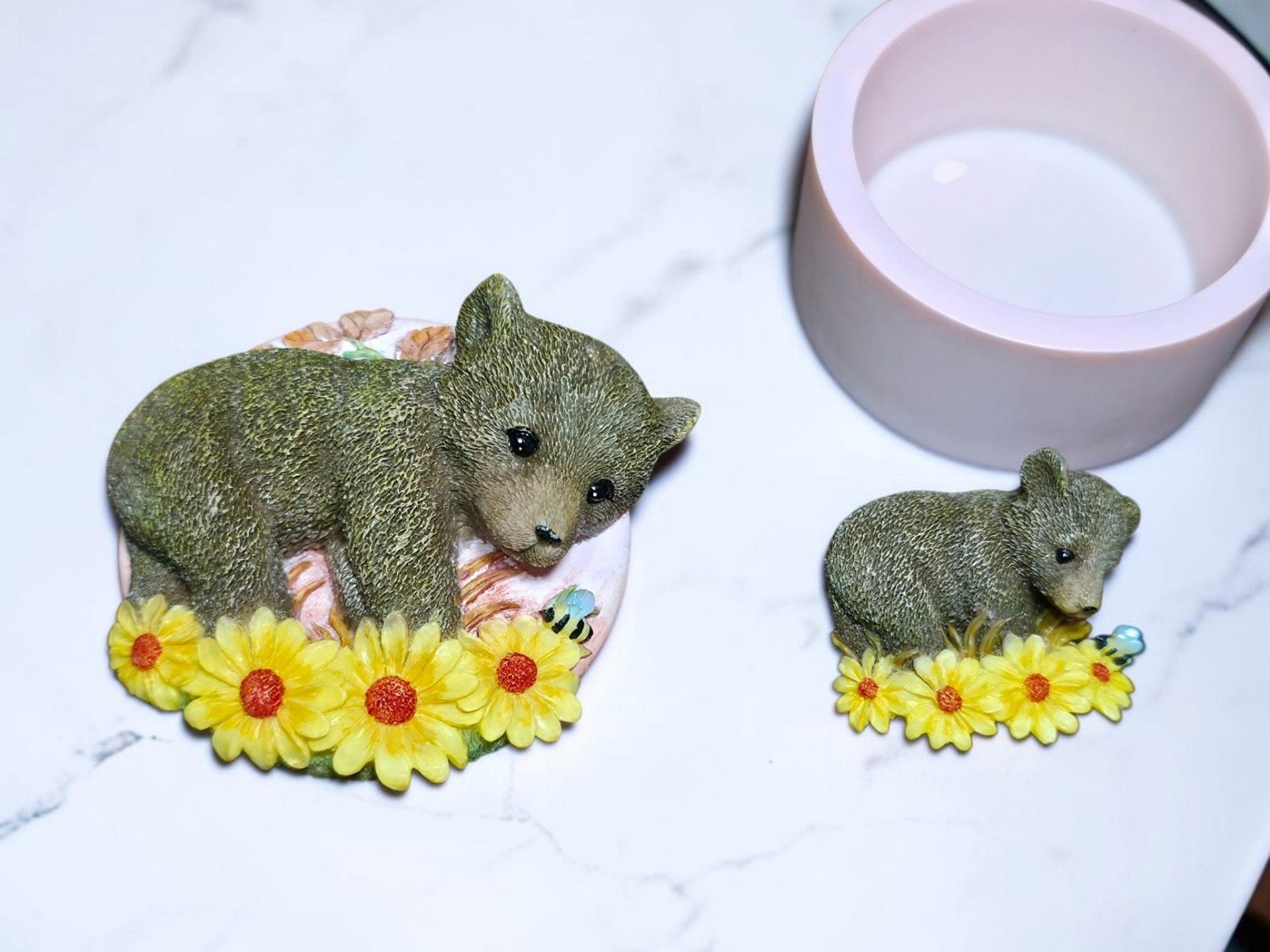 Homco Masterpiece Porcelain Baby Bear Figurine with Sunflowers and Bee 6