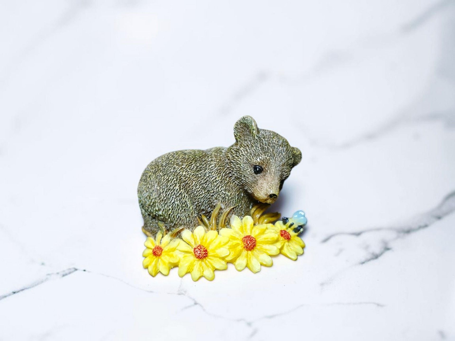 Homco Masterpiece Porcelain Baby Bear Figurine with Sunflowers and Bee 9