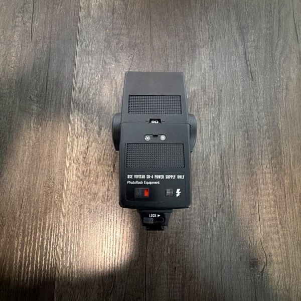Vivitar Auto Thyristor 283 Camera Flash
