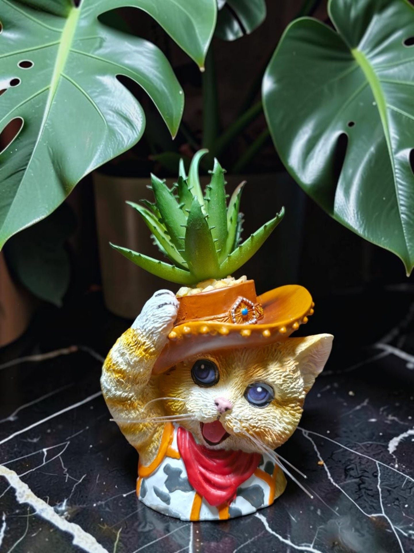 Buck the Rocky Cowboy Cat Plant Pot Figurine A0302 2