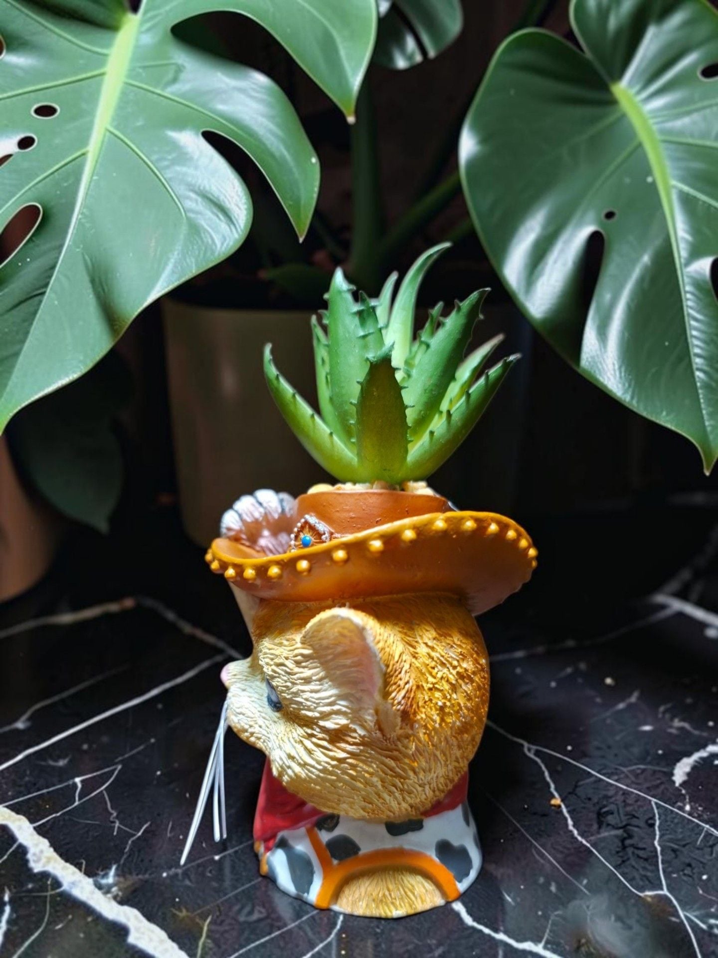 Buck the Rocky Cowboy Cat Plant Pot Figurine A0302 3