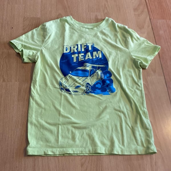 Cat & Jack Drift Team Graphic Tee Size M (8)