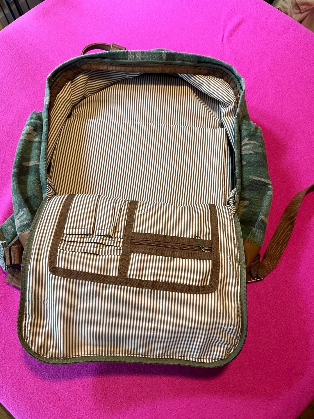 Camouflage Canvas Backpack With Brown Trim 3