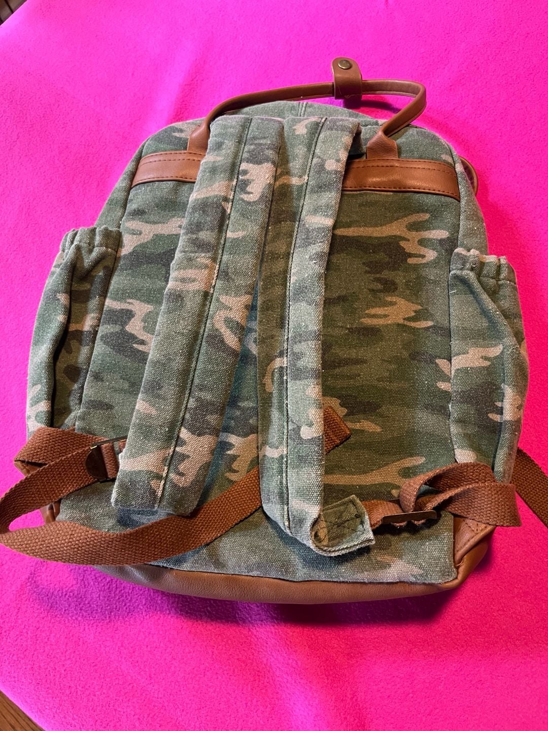 Camouflage Canvas Backpack With Brown Trim 8