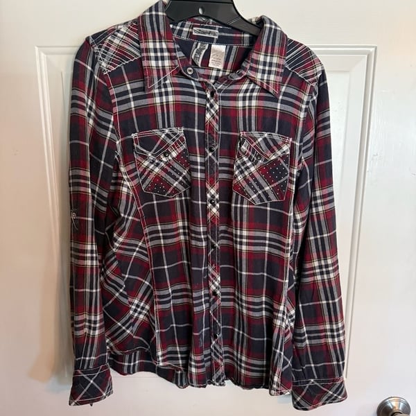 BKE Plaid Pearl Snap Western Shirt Size M Red Blue Long Sleeve