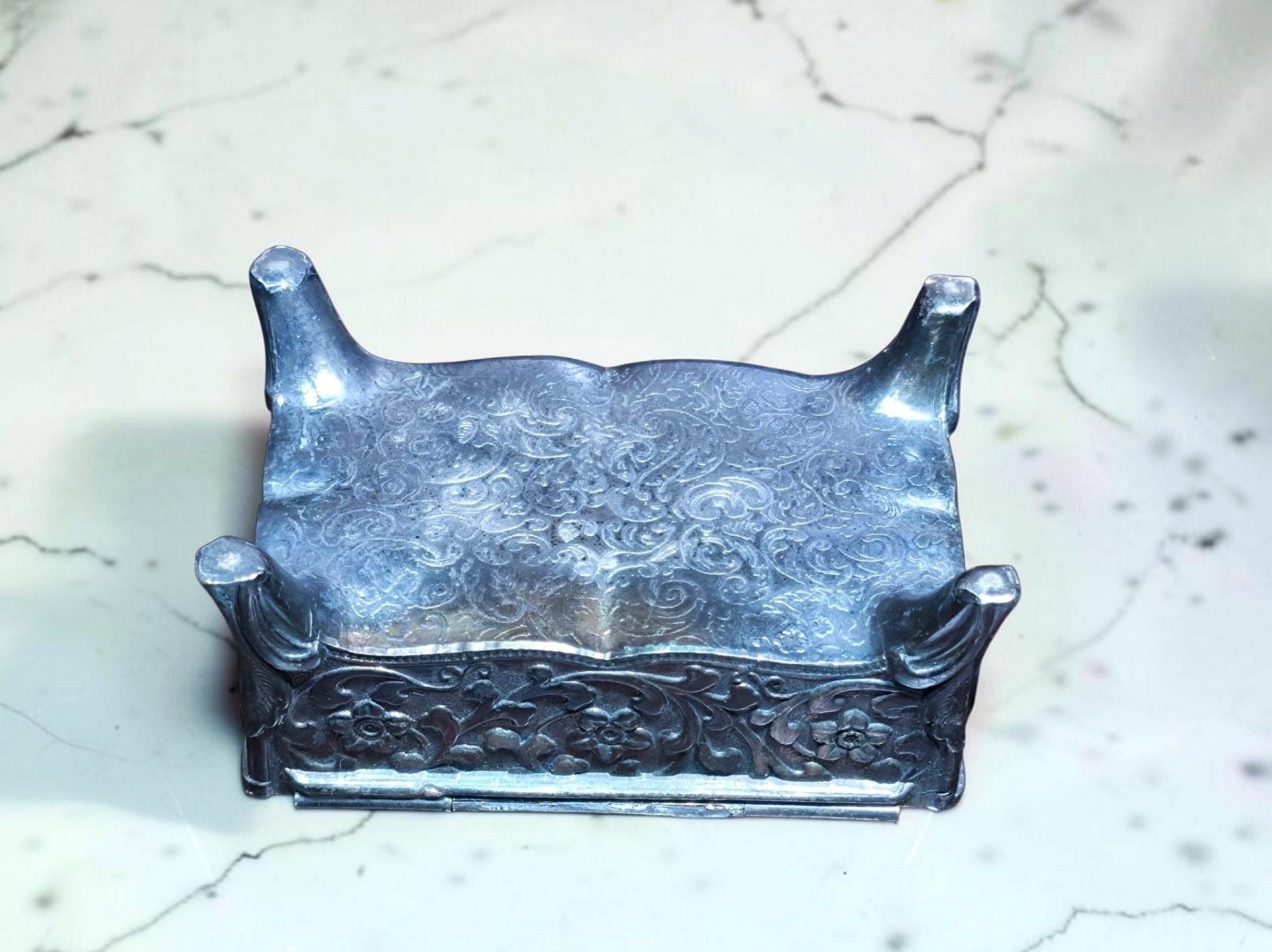 Vintage Footed Metal Jewelry Trinket Box Silver Tone Red Velvet Lined Japan 10
