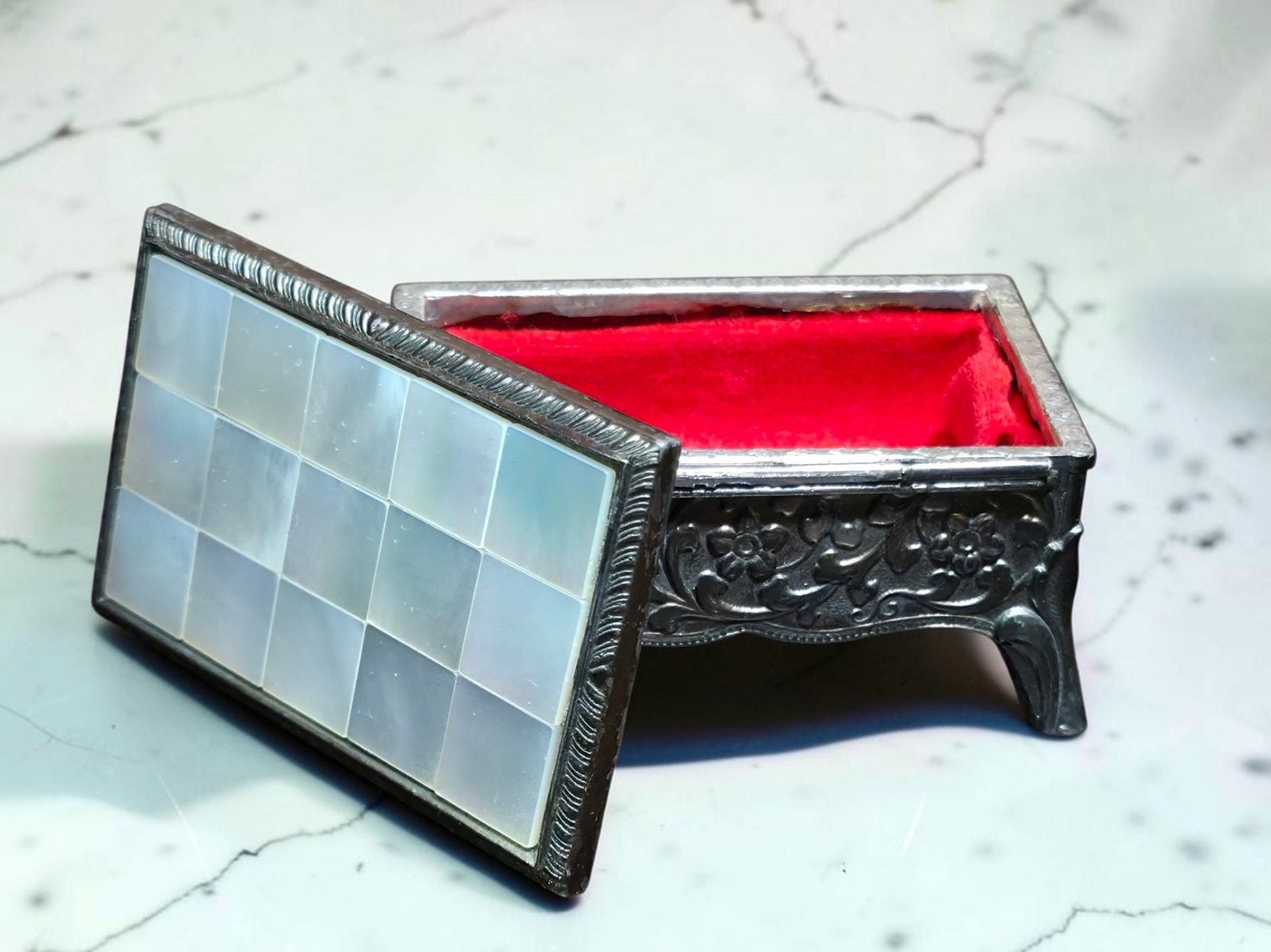 Vintage Footed Metal Jewelry Trinket Box Silver Tone Red Velvet Lined Japan 12