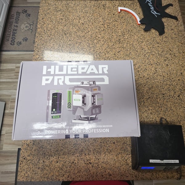Huepar Pro ZK04CG Laser Level 4x360 Self-Leveling Bundle