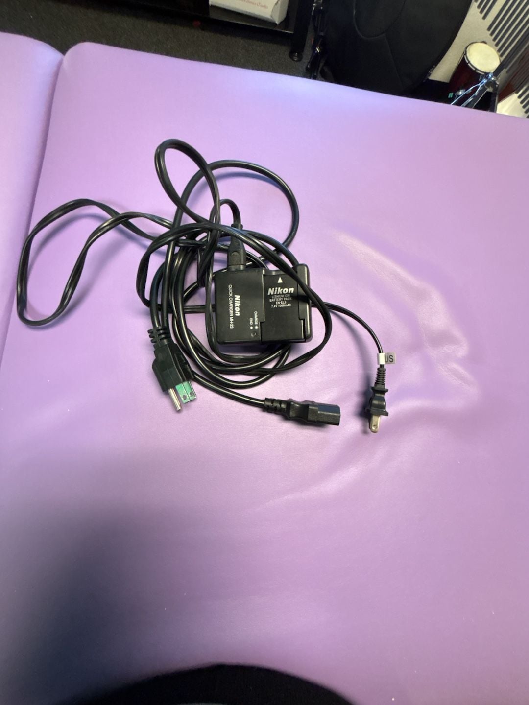 Nikon Quick Charger MH-23 1