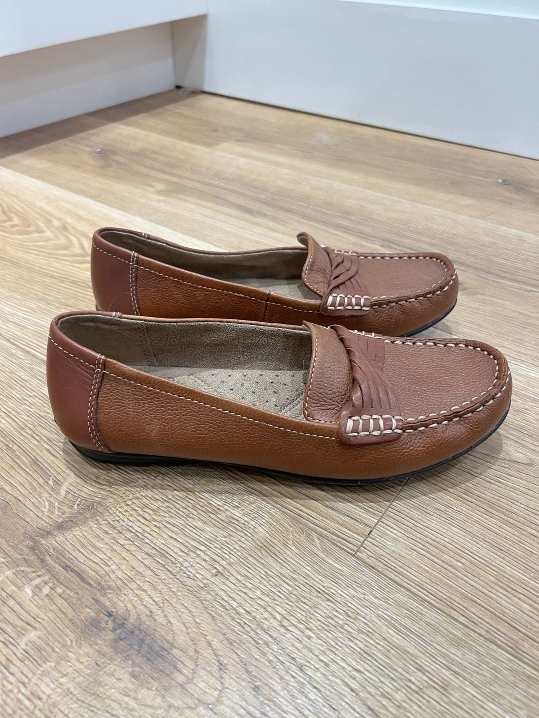 Naturalizer brown leather slip-on loafers N5 Comfort insole braided strap Sz 6.5 7