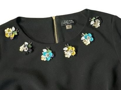 Tahari Arthur S. Levine Embellished Neck Dress Size 8P Black 4