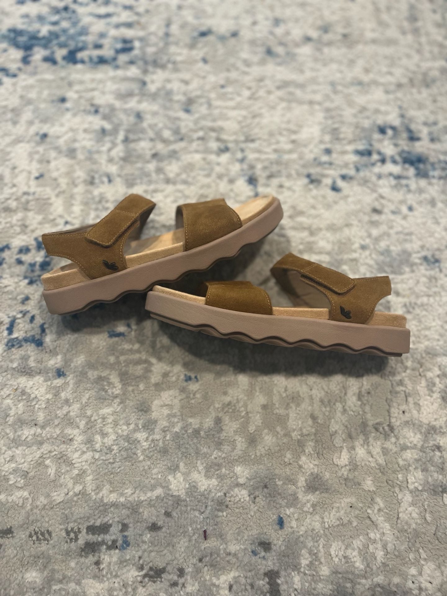 Women’s Koolaburra by UGG Tayla Sandal Brown Suede 2