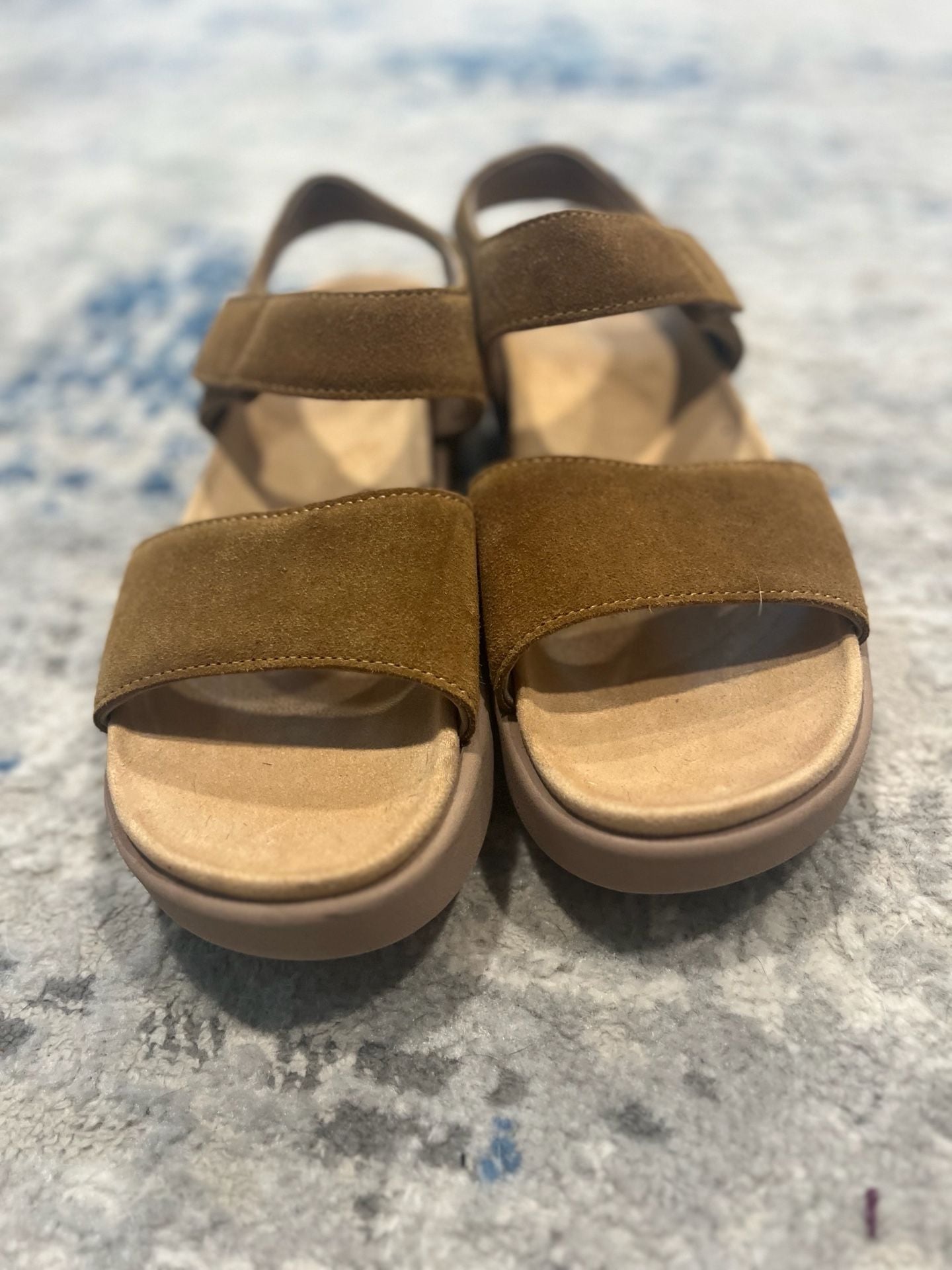 Women’s Koolaburra by UGG Tayla Sandal Brown Suede 7