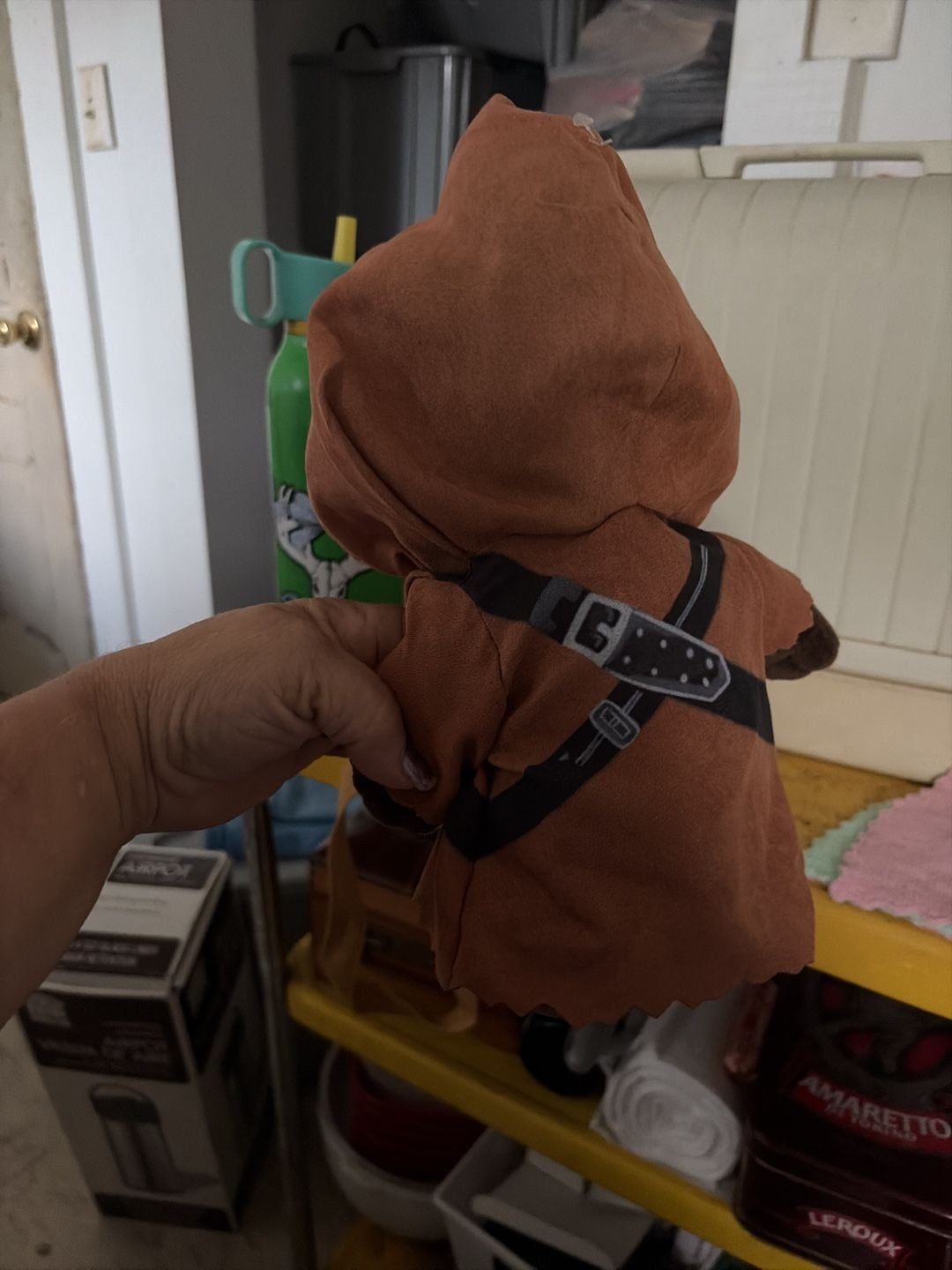 Mattel Star Wars Galactic Pals Jawa Tatooine Plush Figure with Satchel 2