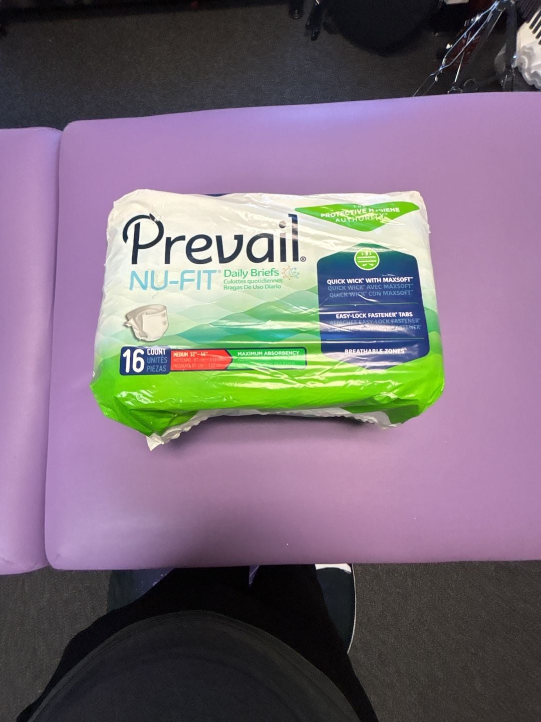 Prevail Nu-Fit Daily Briefs Size Medium Maximum Absorbency 16 Count 1