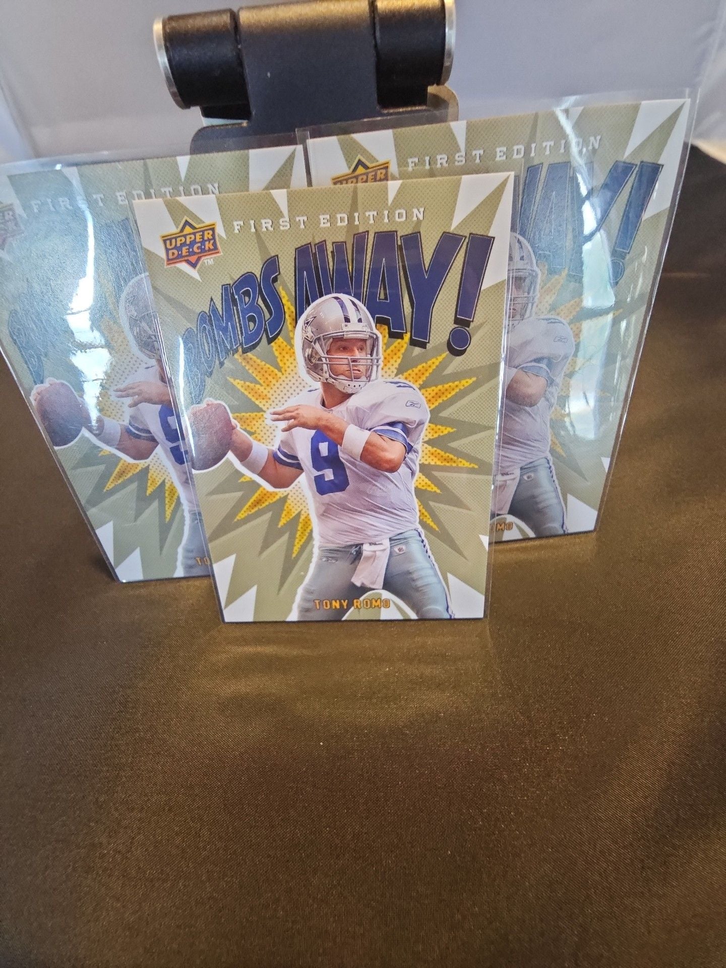 3-2009 Upper Deck First Edition Tony Romo Bombs Away! #BA-22 Football Card 4