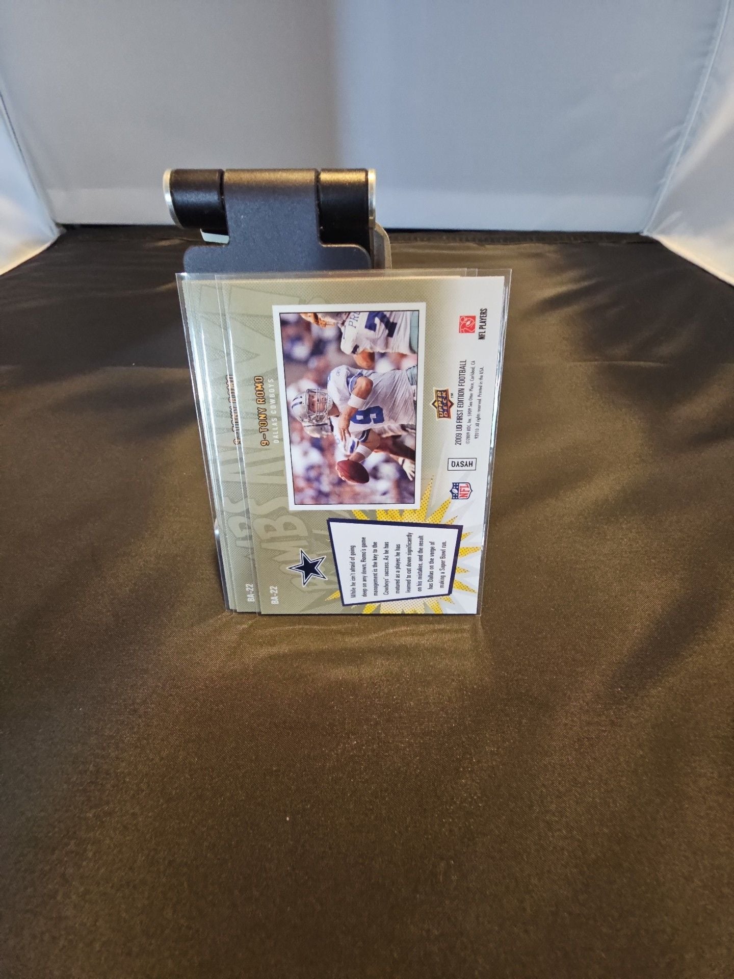 3-2009 Upper Deck First Edition Tony Romo Bombs Away! #BA-22 Football Card 5
