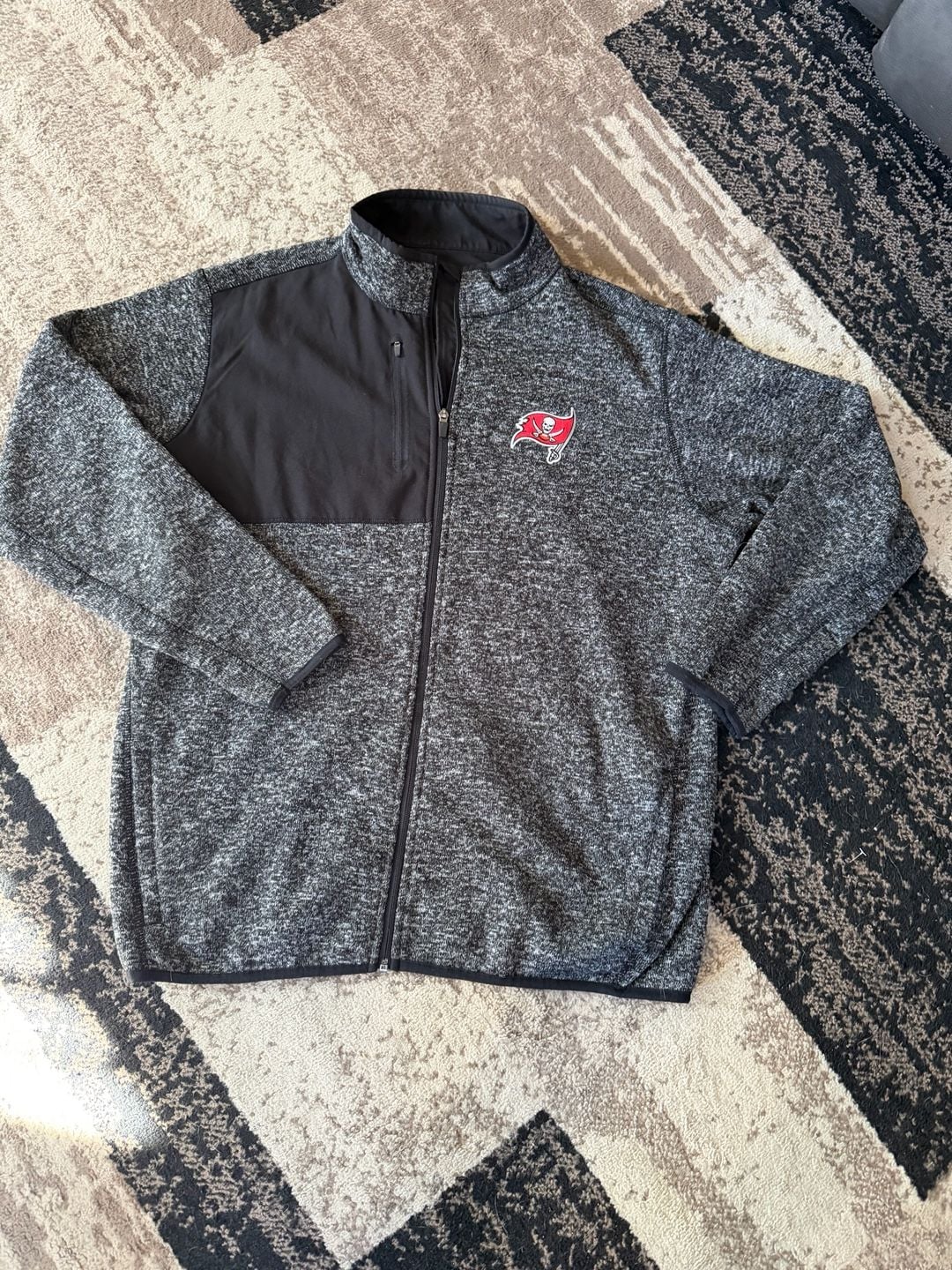 Antigua Tampa Bay Buccaneers Fortune Full-Zip Jacket Size XL 2