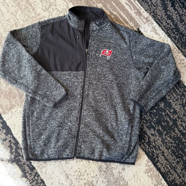 Antigua Tampa Bay Buccaneers Fortune Full-Zip Jacket Size XL