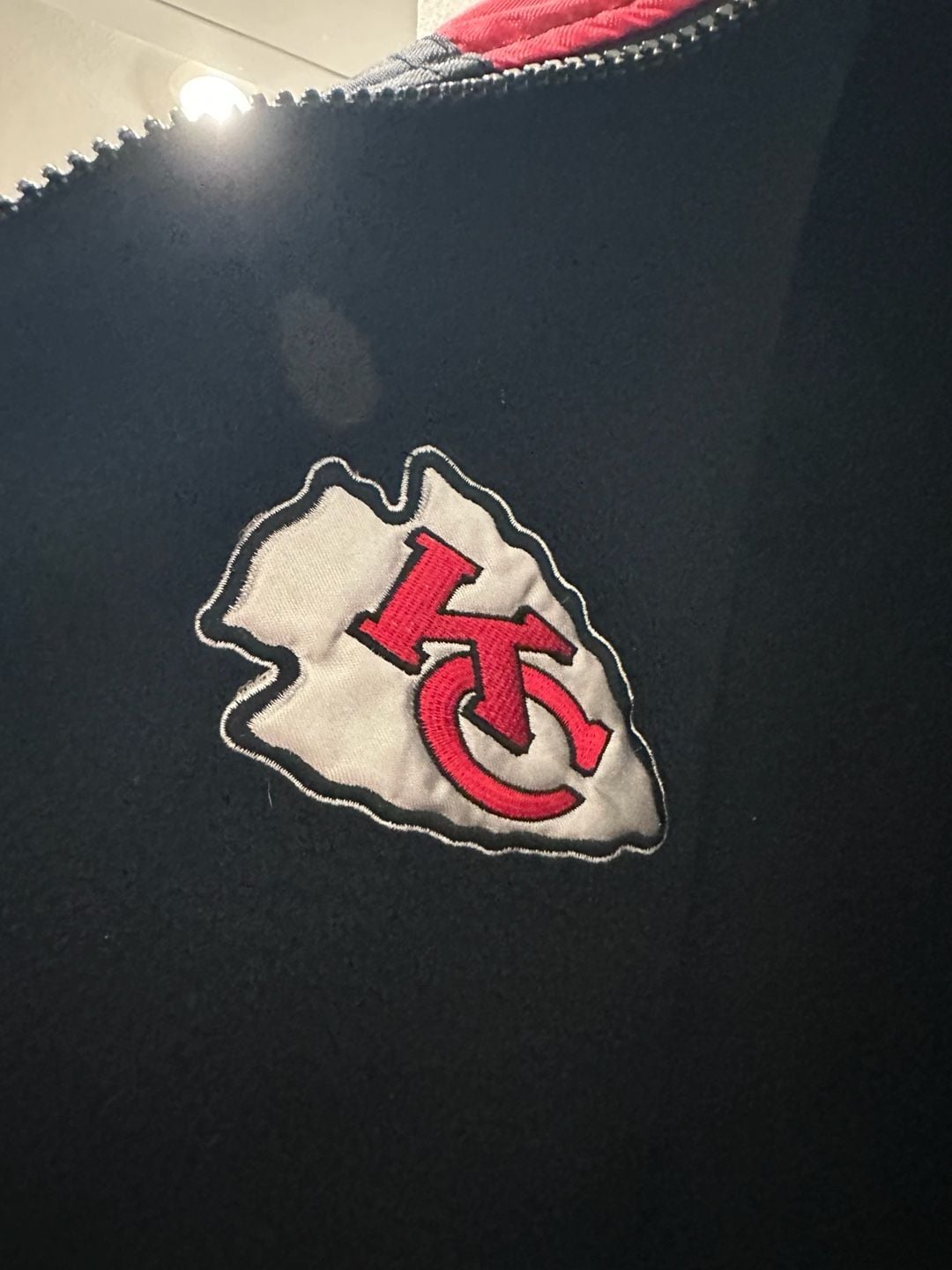 NFL Kansas City Chiefs jacket XXL red black embroidered logo reversible 4
