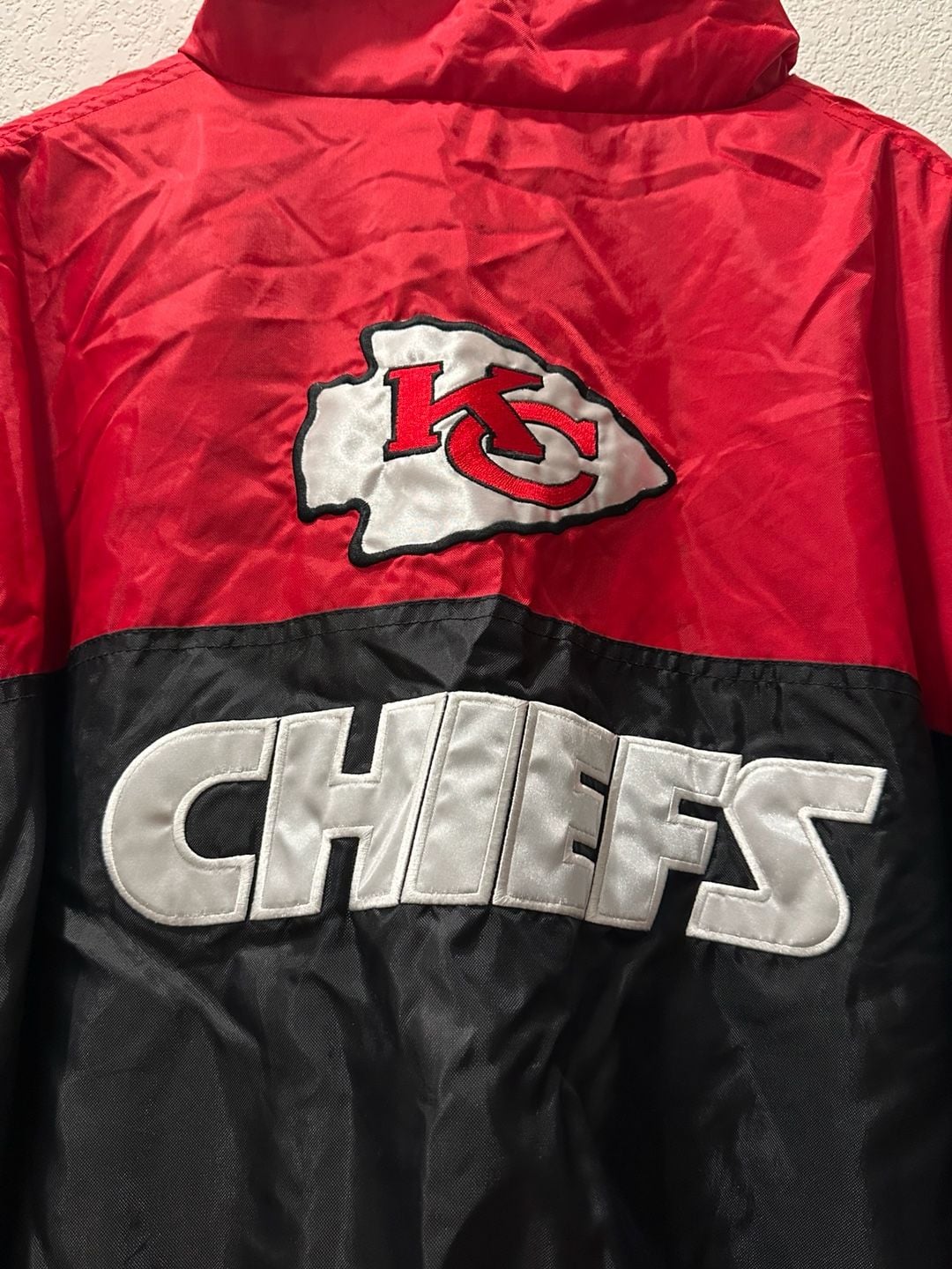 NFL Kansas City Chiefs jacket XXL red black embroidered logo reversible 8
