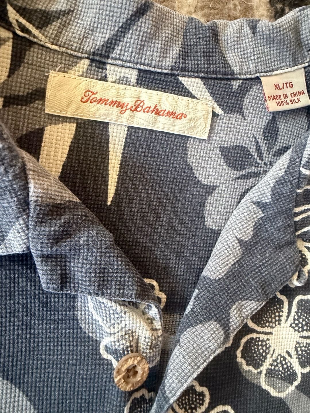Tommy Bahama Silk Hawaiian Shirt XL Gray Floral Button Up 5