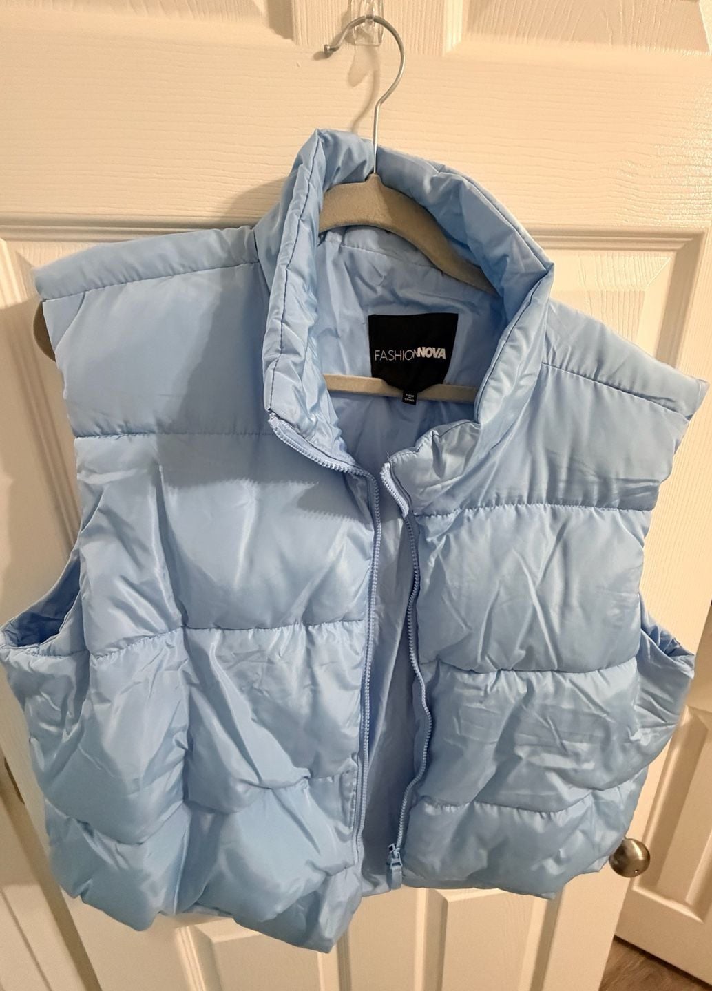 Fashion Nova Puffer Vest Light Blue Cropped Sleeveless 2
