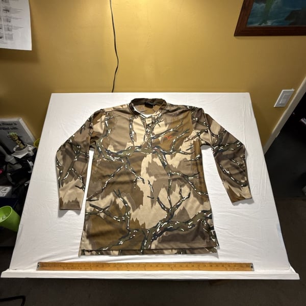 Predator Camo Silver Grid Baselayer Top Size L Camouflage