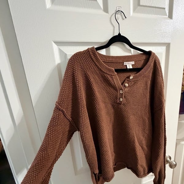 Sincerely Jules Henley Sweater Size L Brown Knit Pullover