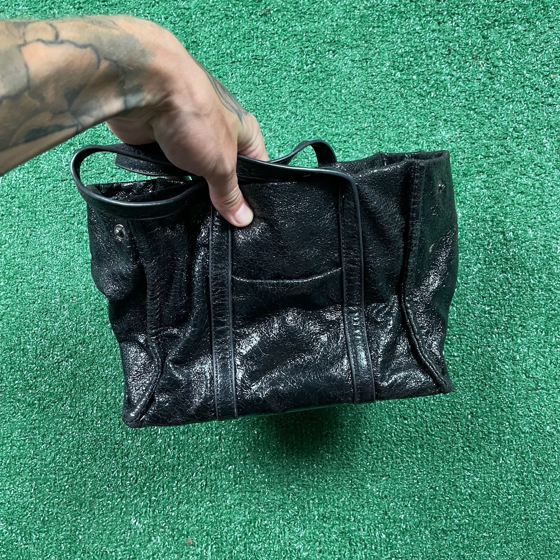 Unbranded Black Glossy Crackled Faux Leather Tote Handbag 3