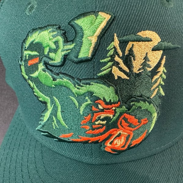 Sasquatch New Era 59FIFTY Fitted hat 7 3/4.