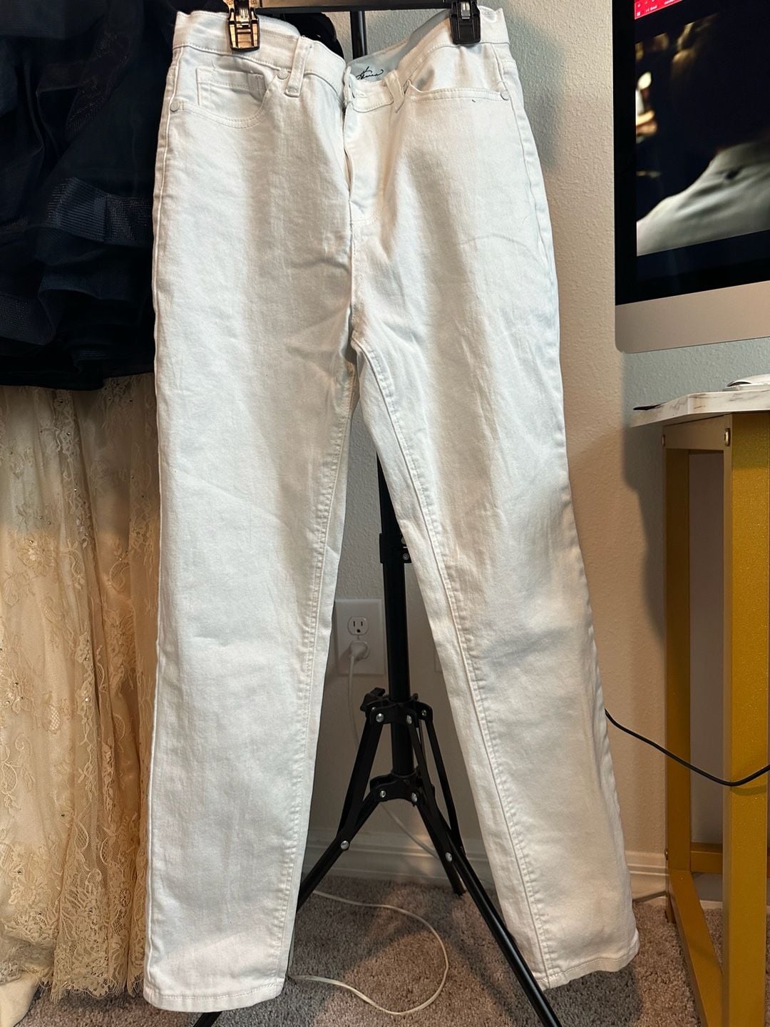 Diane Gilman White Straight Leg Jeans Size 8 2
