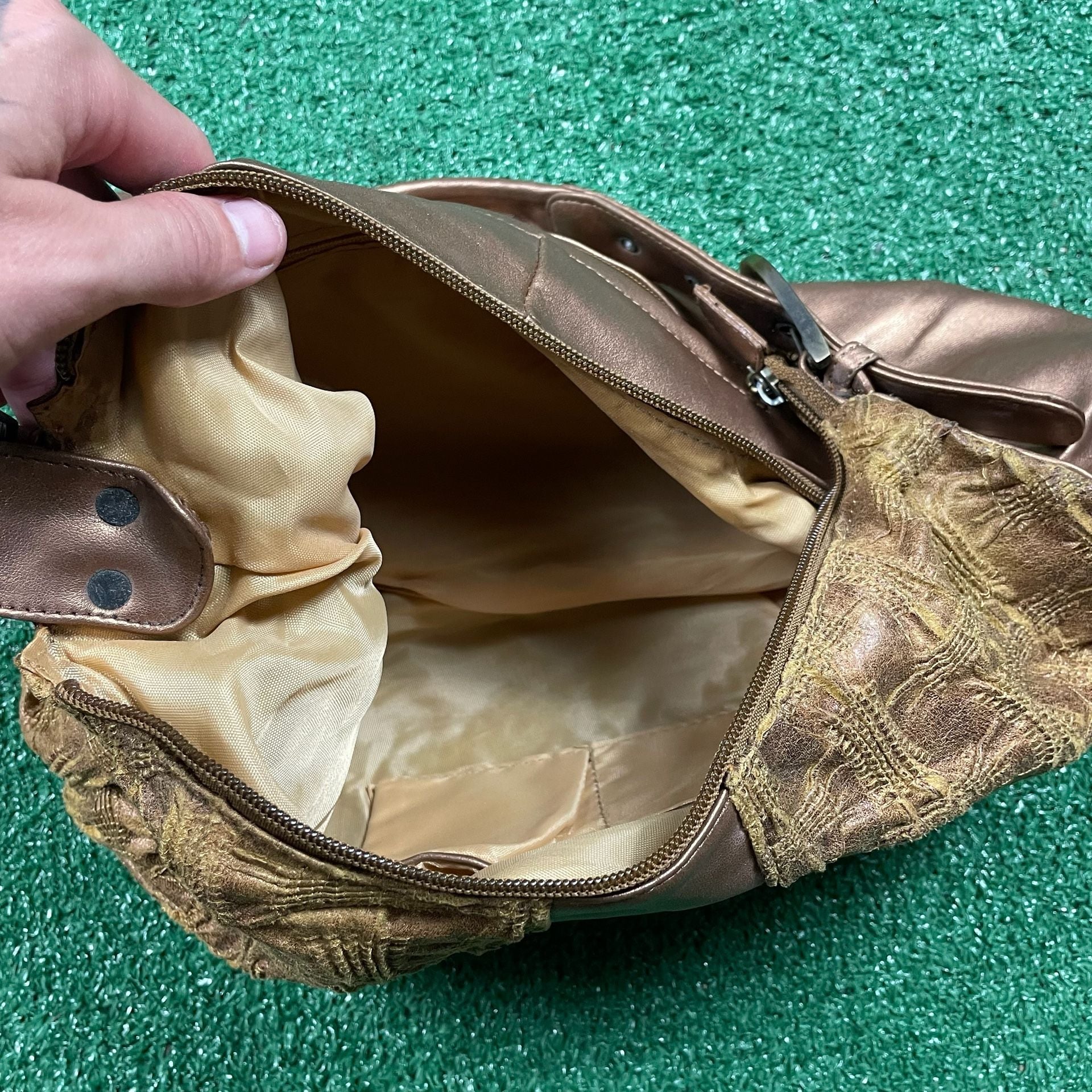 Mudd Vintage Y2K Metallic Bronze Hobo Shoulder Bag Textured Panels 7