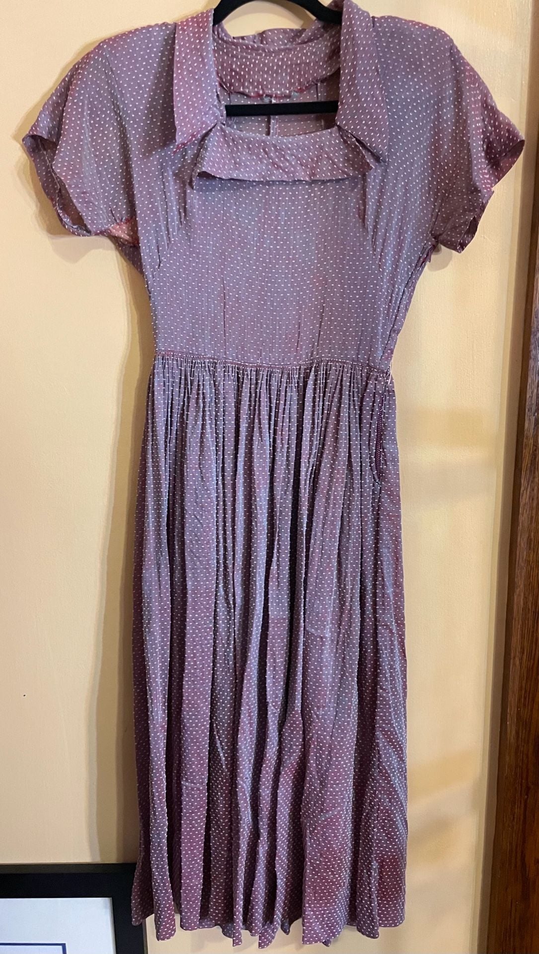 Vintage 1920s Purple Polka Dot Cotton Dress with Short Sleeves and Pleated Skirt 2