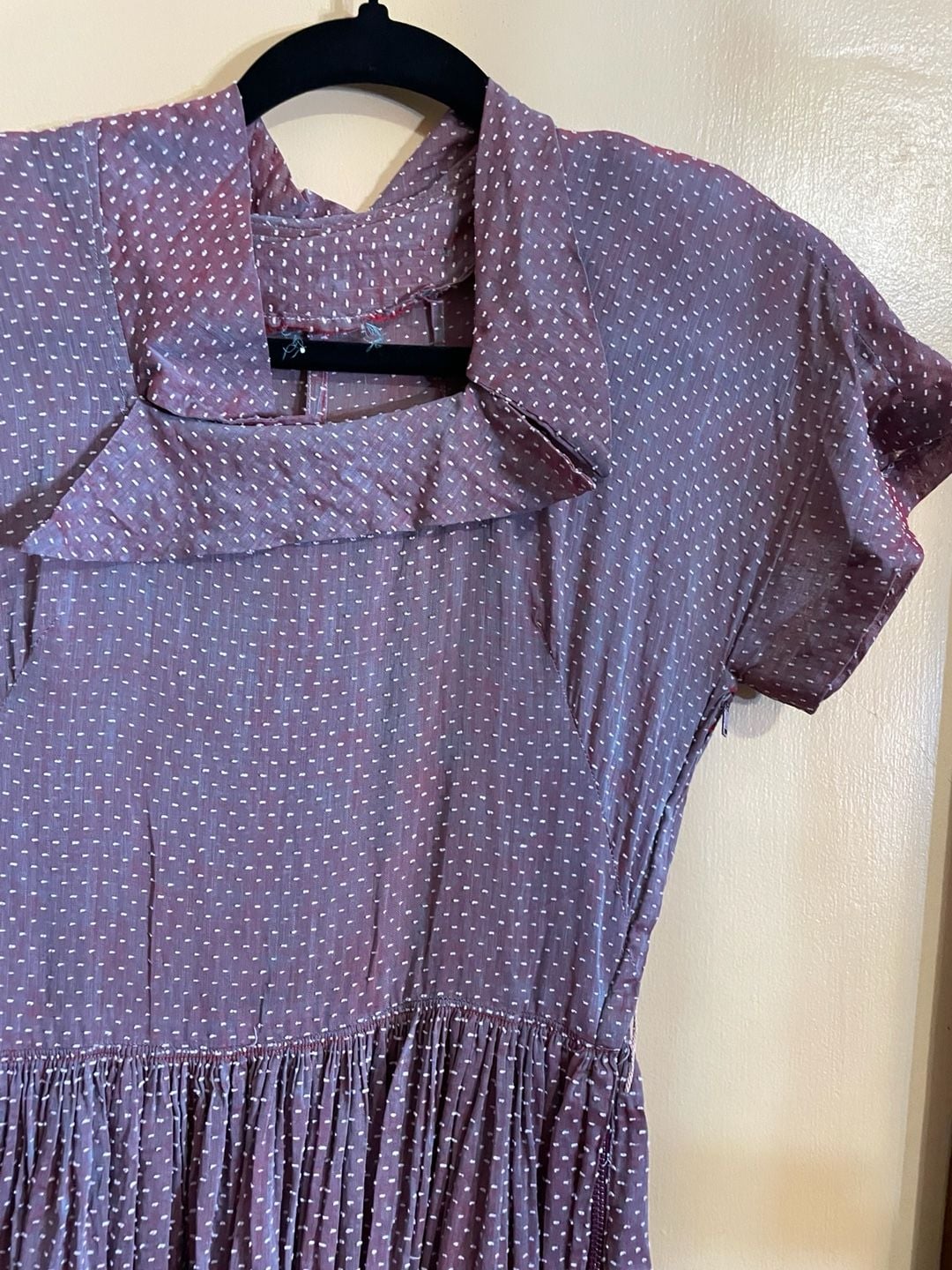 Vintage 1920s Purple Polka Dot Cotton Dress with Short Sleeves and Pleated Skirt 4