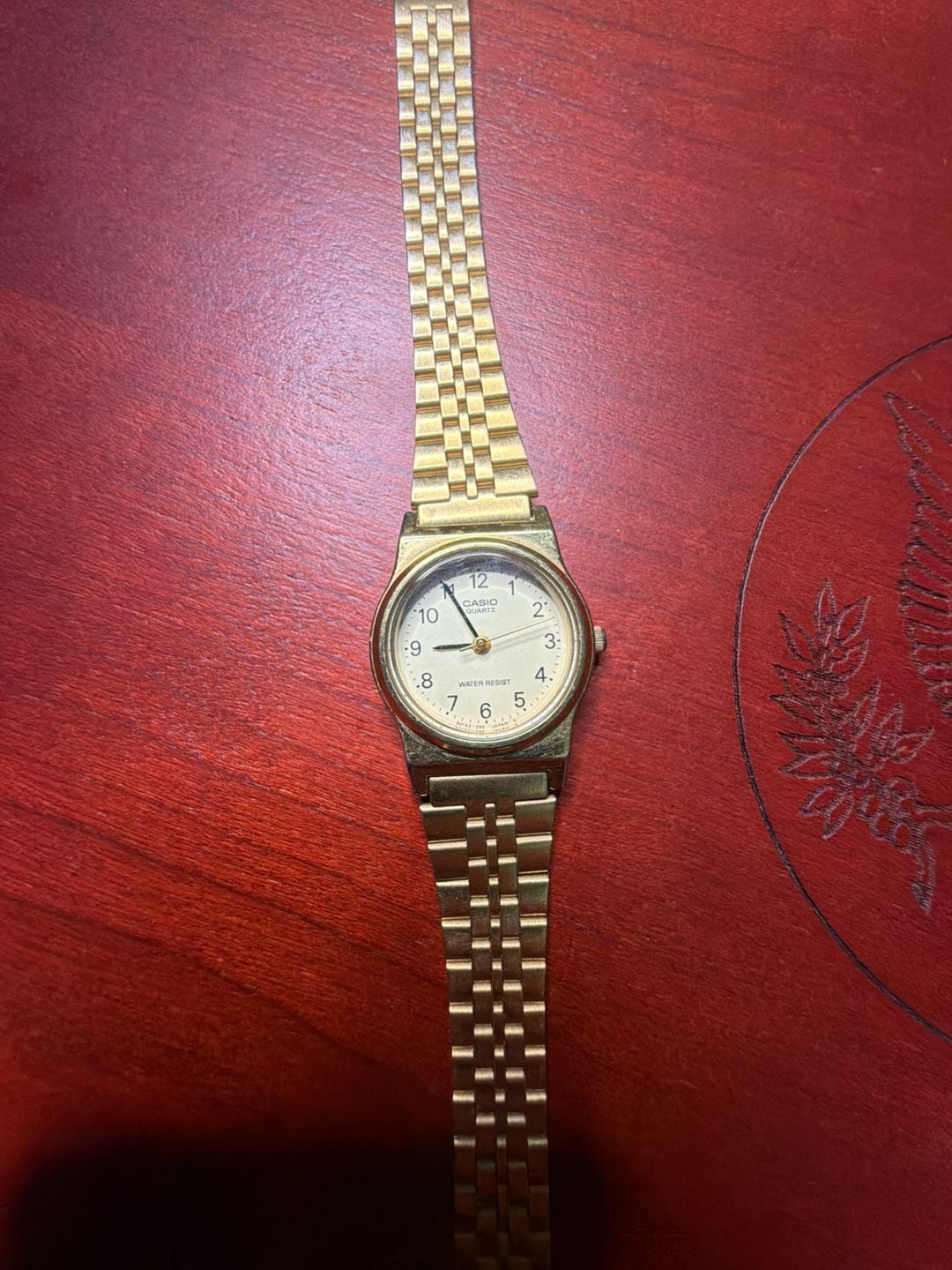Casio Quartz Watch Gold Tone Stainless Steel Band
705 Lq 333 3