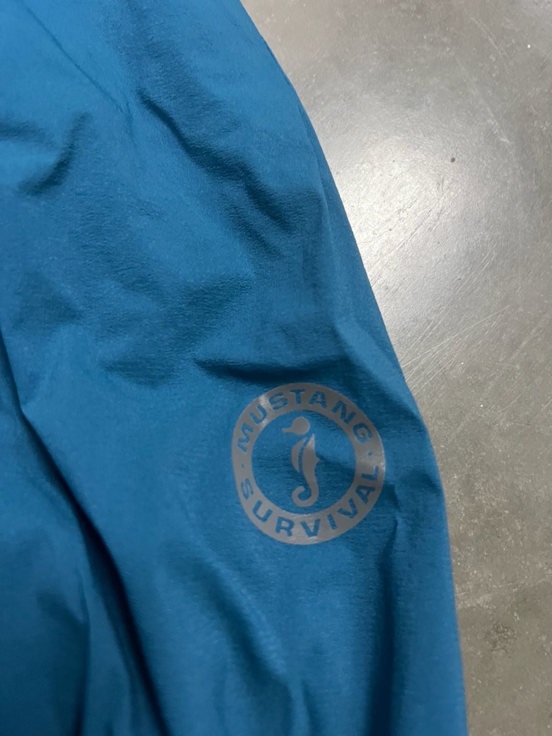 Mustang Survival Torrens Thermal Jacket Size XL Blue 4